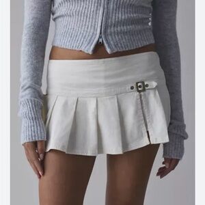 🟤NWT BDG Shaina Belted Linen Micro Mini Skort in White